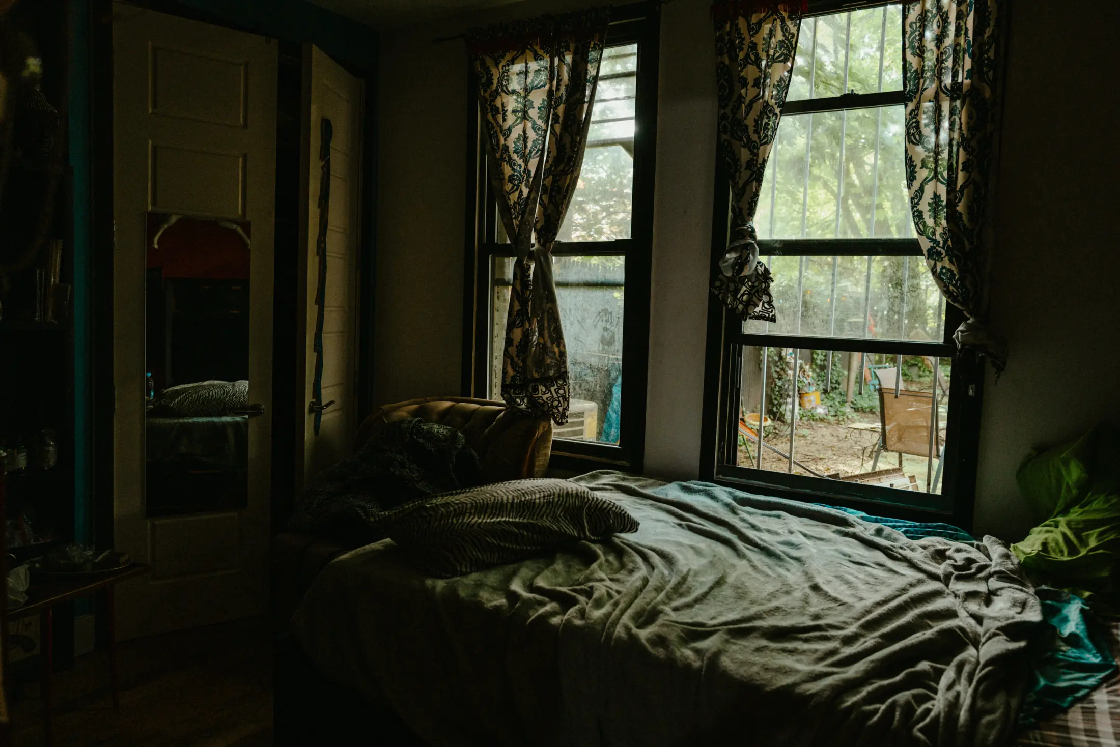 Healers, photograph 35